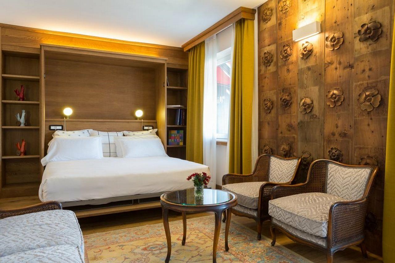 Suite with Balcony